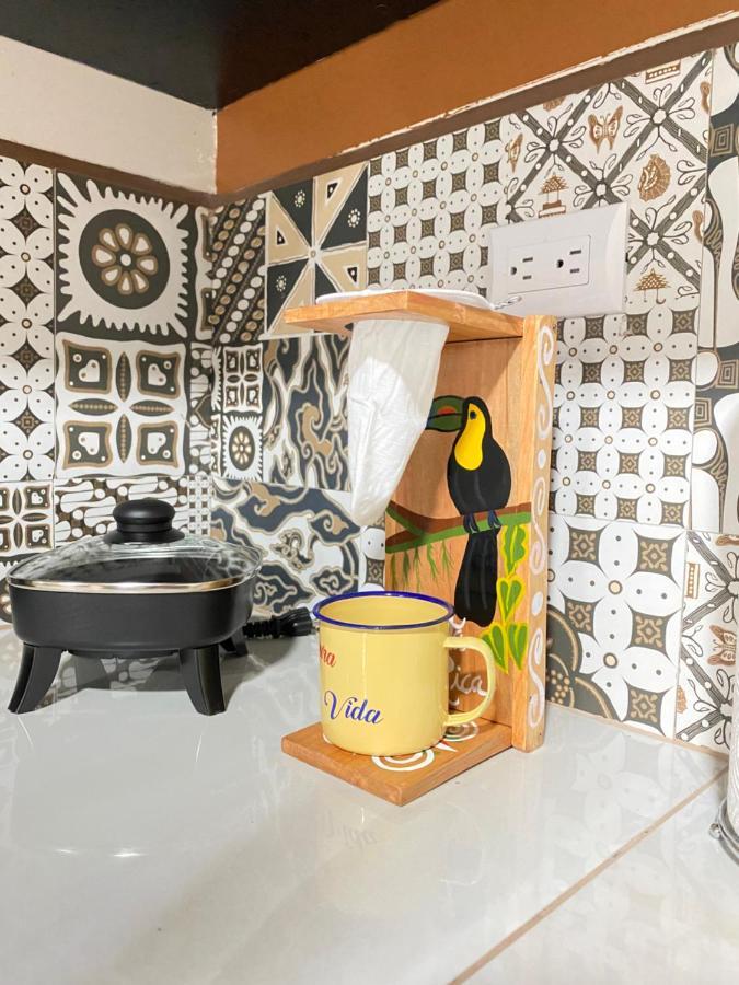 Pura Vida Apartment. 5 Min From Airport Alajuela Buitenkant foto