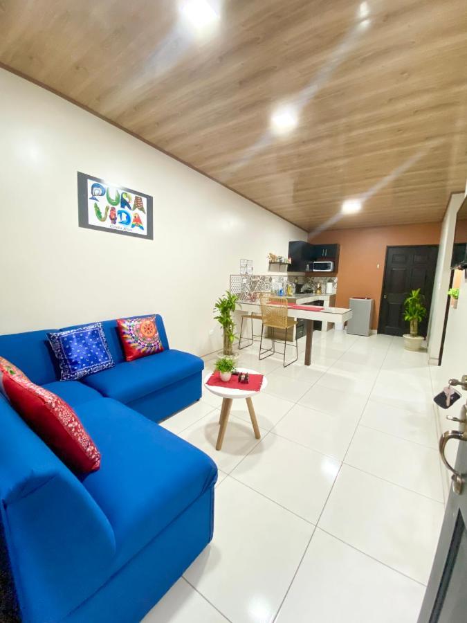 Pura Vida Apartment. 5 Min From Airport Alajuela Buitenkant foto