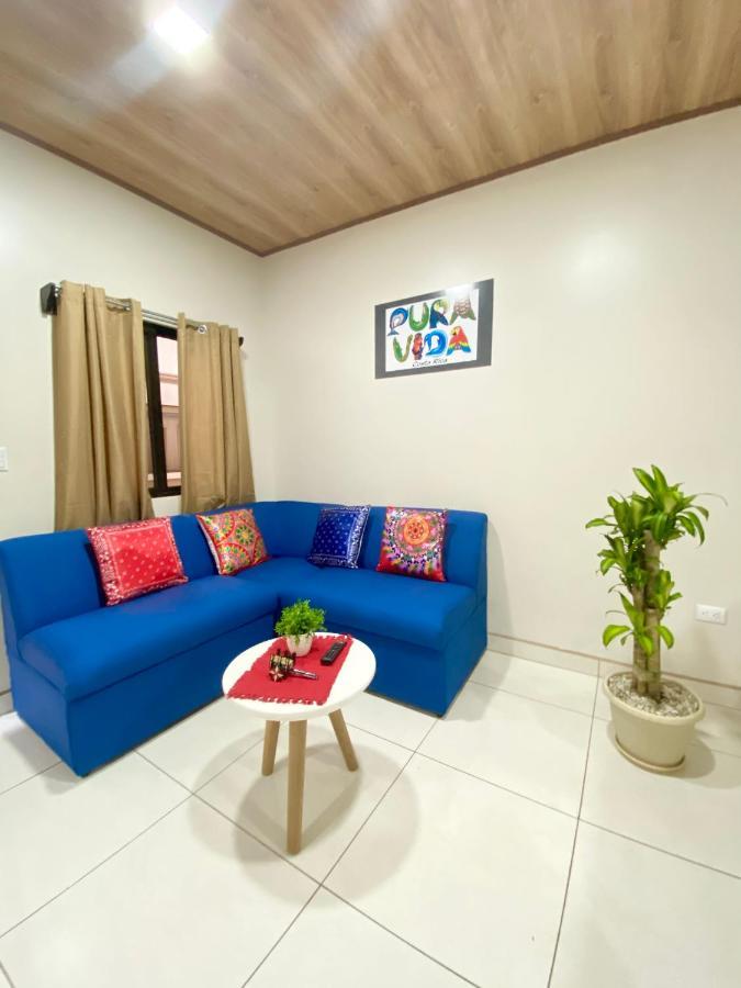 Pura Vida Apartment. 5 Min From Airport Alajuela Buitenkant foto