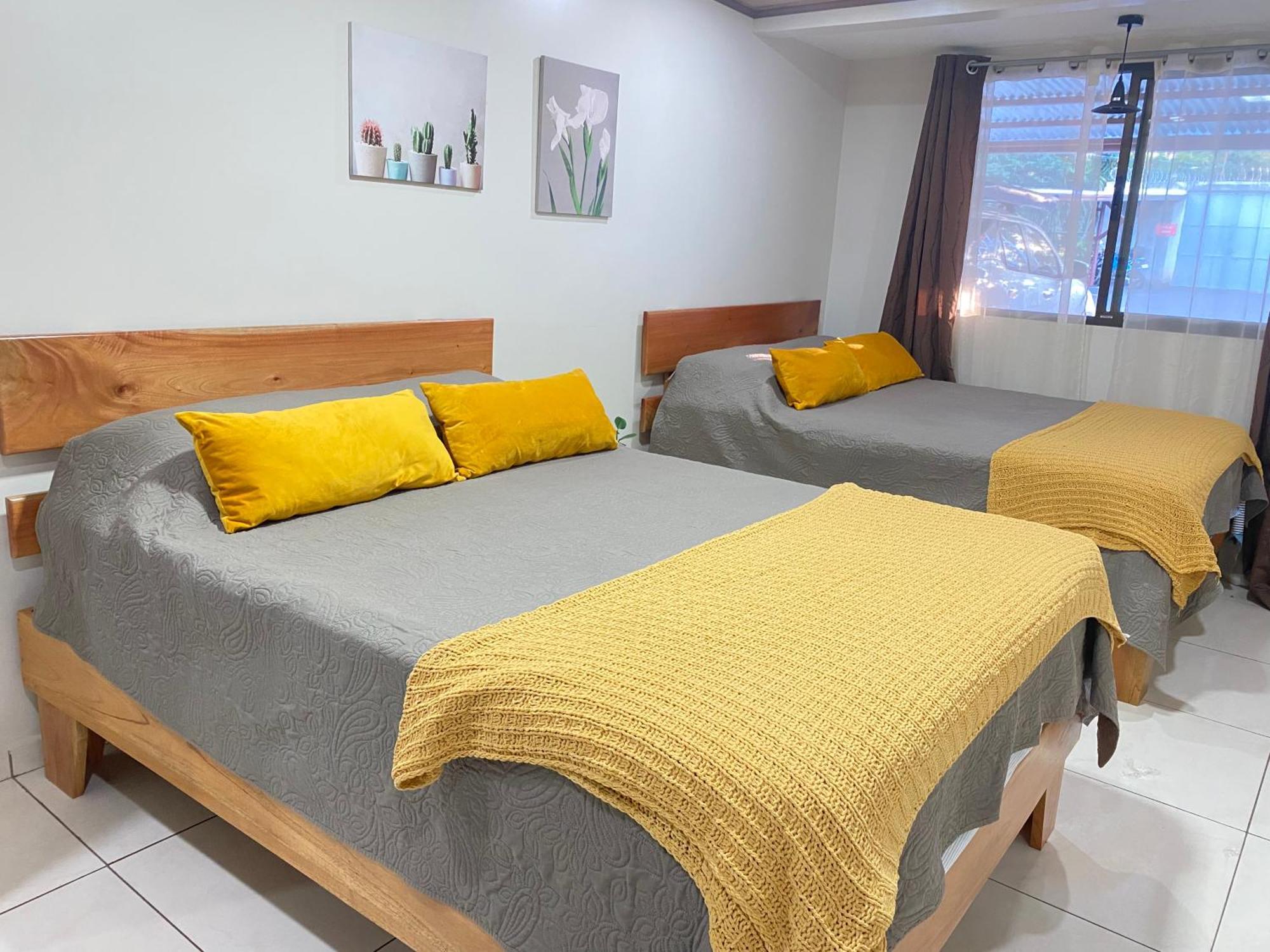 Pura Vida Apartment. 5 Min From Airport Alajuela Buitenkant foto
