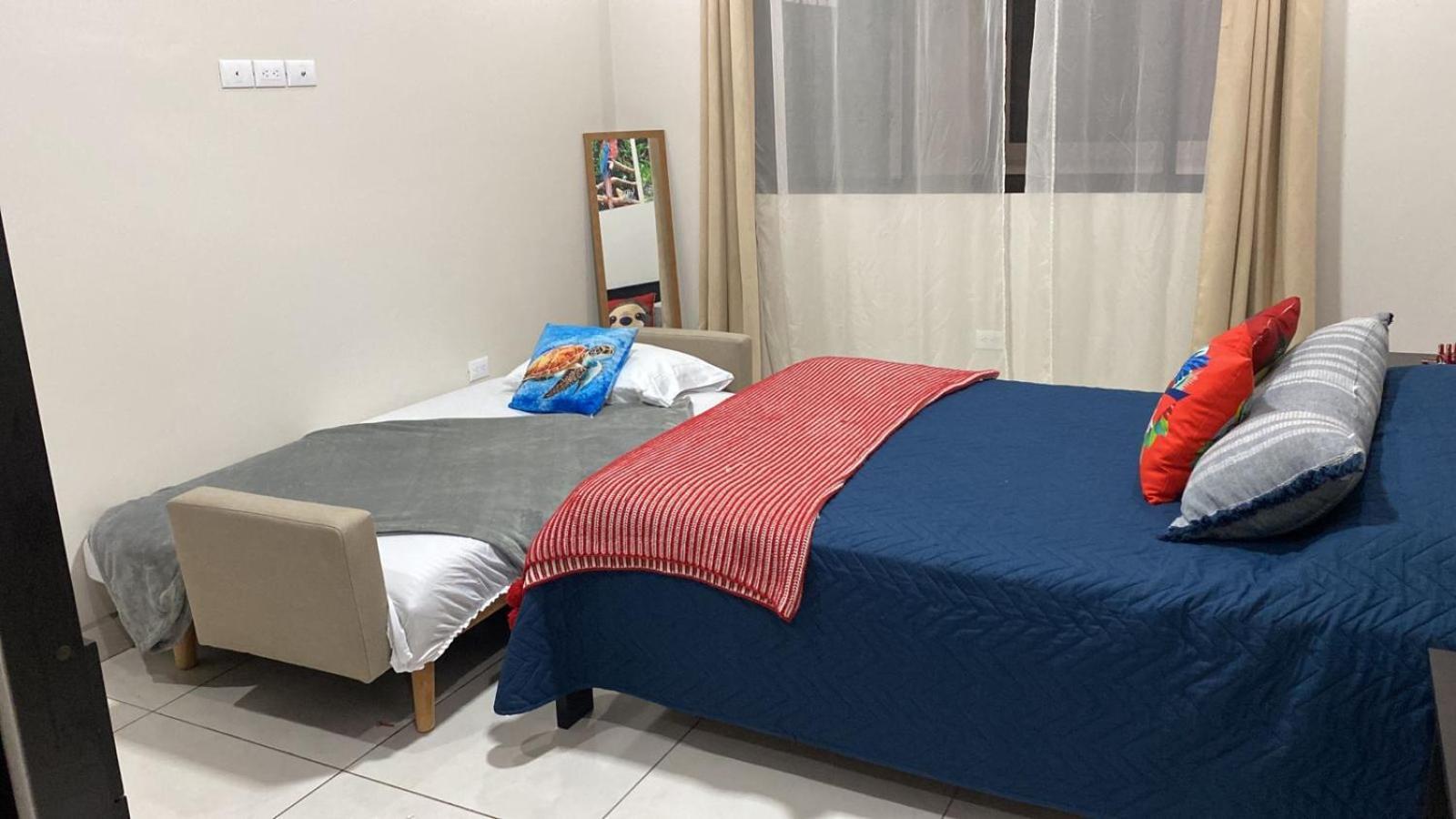 Pura Vida Apartment. 5 Min From Airport Alajuela Buitenkant foto